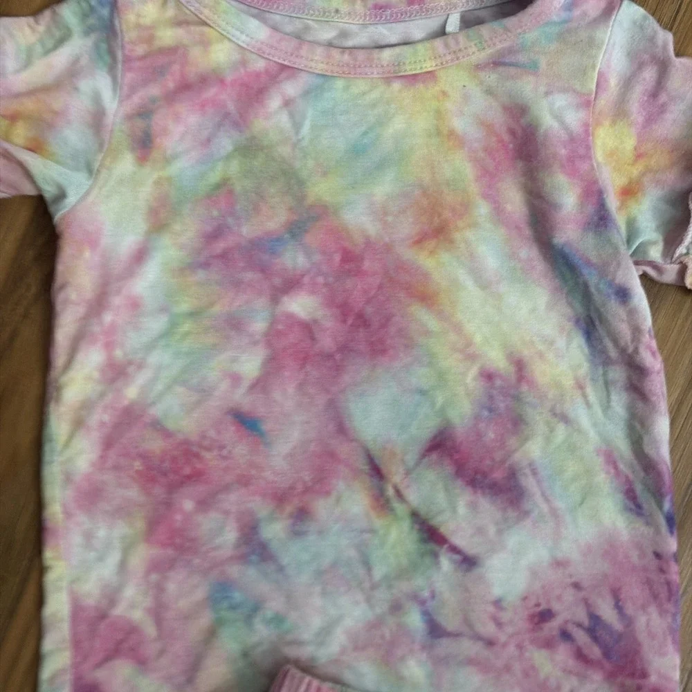 Posh Peanut Baby Girls 6/12 Months Tie Dye Ruffle Pajamas Shorts Top 2pc